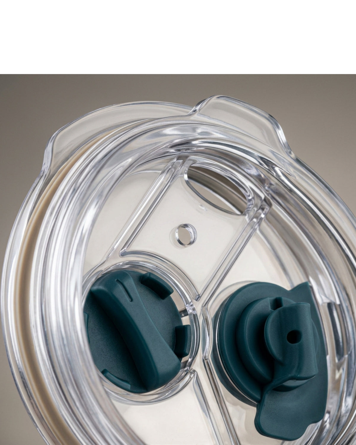 Kemby Three-Position Dial Vacuum Tumbler 20 oz Sand Teal - Detail view